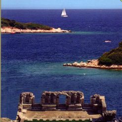 Saranda Celesi Turistik